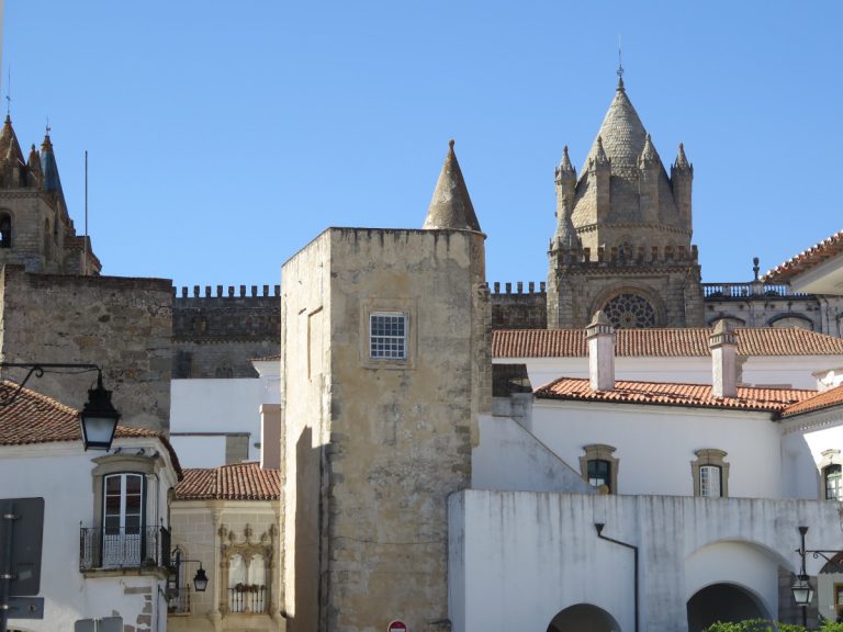 Porta de Moura, Évora / Foto: Eduardo Azcona