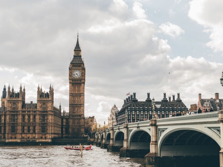 Londres, Reino Unido / Foto: Eva Dang (unsplash)