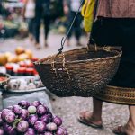 Mercado en Laos / Foto: Peter Hershey (unsplash)