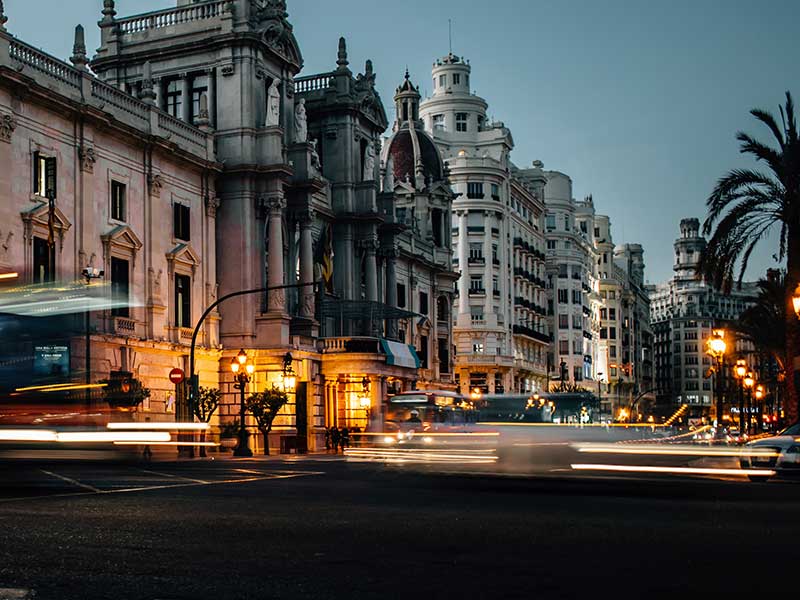 Viajar a Valencia / Foto: Janis Skribans (unsplash)