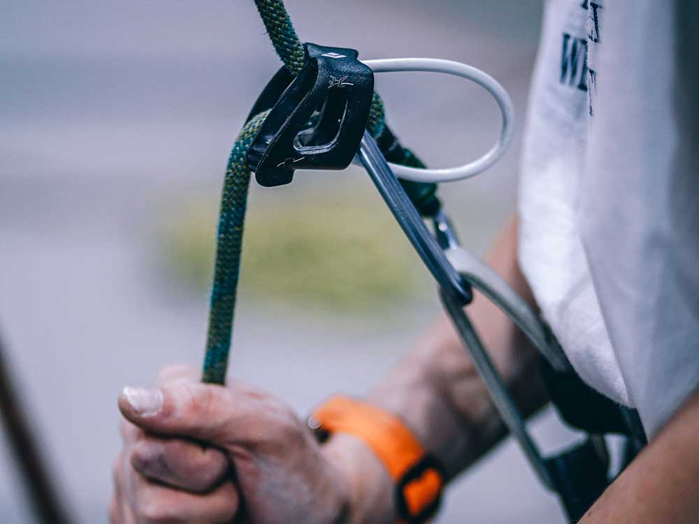 Aseguradores de escalada / Foto: fancycrave (unsplash)