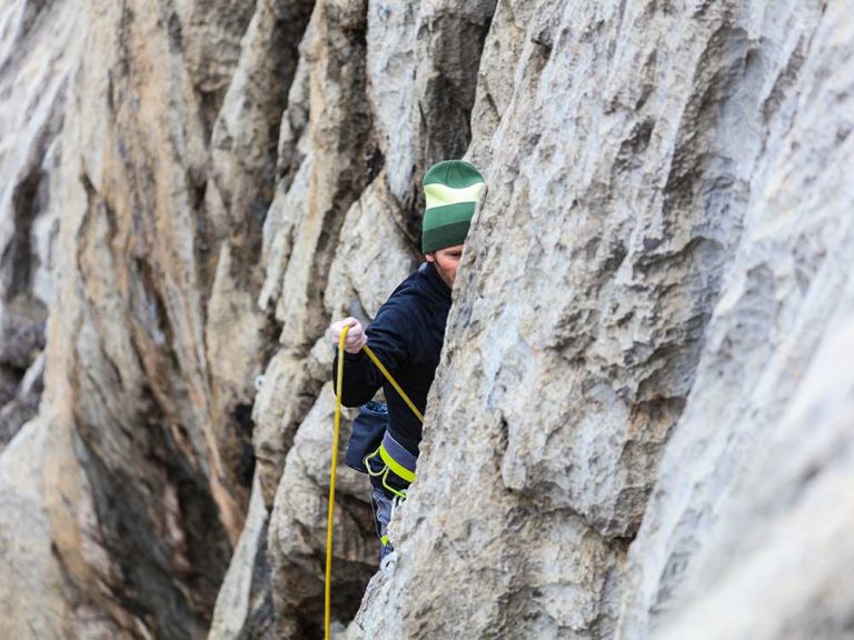 Escalada / Foto: Patrick Hendry (unsplash)