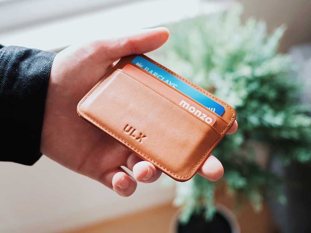 Mejores carteras con bloqueo RFID / Foto: Oliur (unsplash)