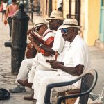 Músicos en Cuba / Foto: Ban Yido (unsplash)