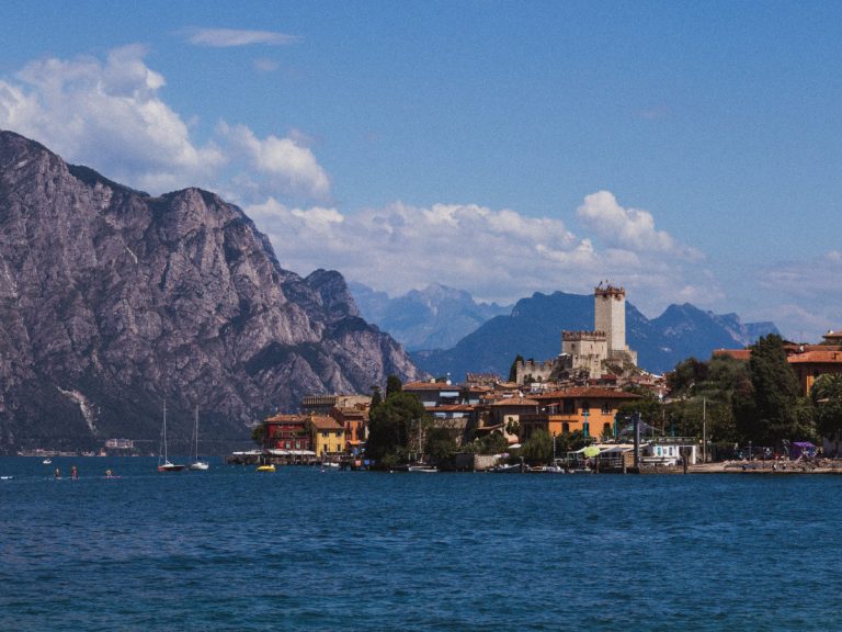 Malcesine, italia / Foto: Jonas Von Werne (unsplash)