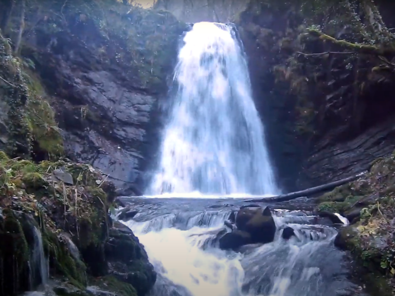 Rabanal de Arriba y su braña. Cascada del Pimpanón.