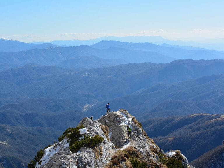 Trekking en los Picos de Europa asturianos. / Foto: Cangas Aventura